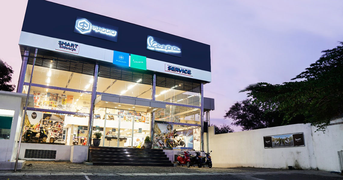 Experience the Excitement of a Classic Sporty and Elegant Ambiance in